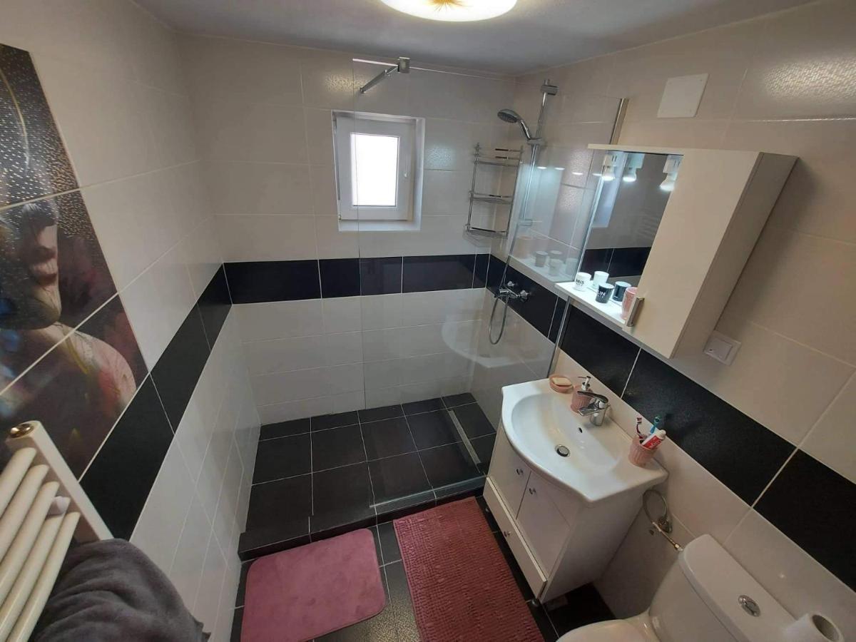 Apartament Blaj Bagian luar foto